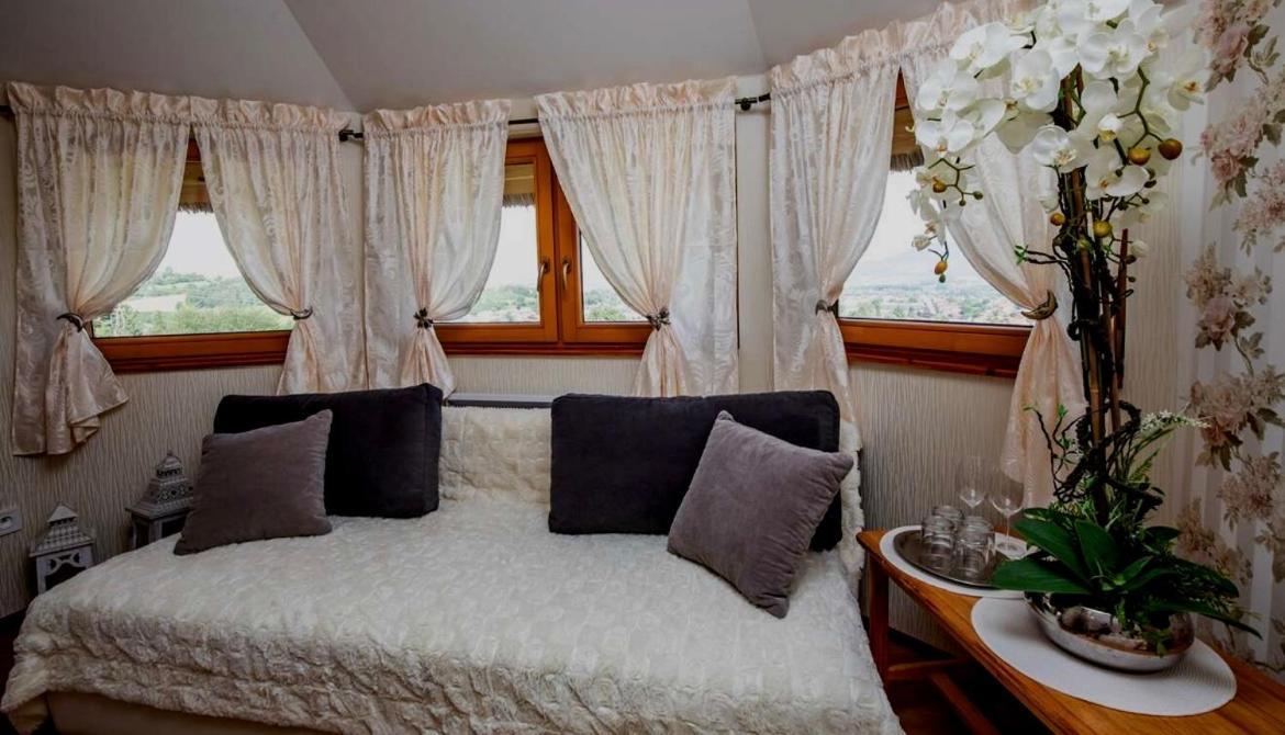 Apartmán Dom Na Strome V Panorama Parku Nezbudska Lucka Exteriér fotografie
